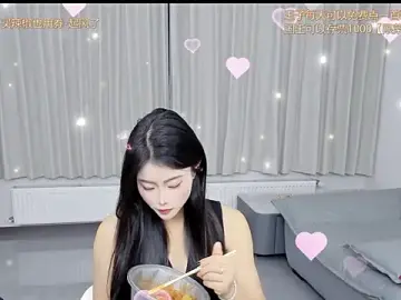 Momolith_616  live sex cam