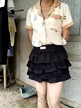 Personality-girl-  live sex cam