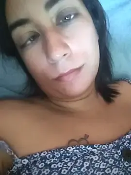 Exmeralda33  live sex cam