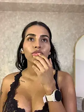 Genesissara  live sex cam