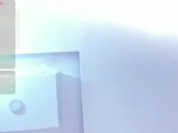 Karolay_Rose  live sex cam