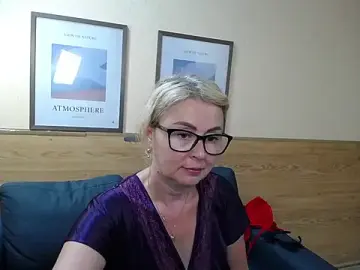 LindaSloboda  live sex cam