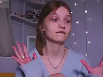 OpsieBoobsie  live sex cam