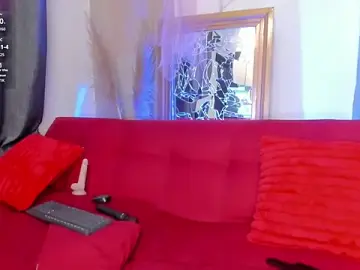 Rouse_benbett  live sex cam