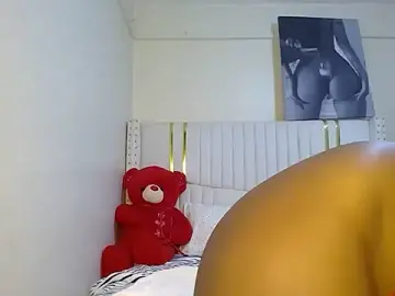 Tamia_love200  live sex cam