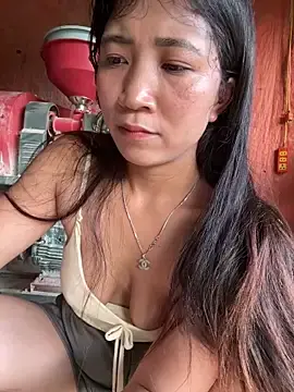 Chery-Blom  live sex cam
