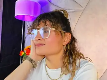 EmiliRouse_  live sex cam