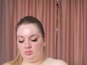 MelanieBrownn  live sex cam