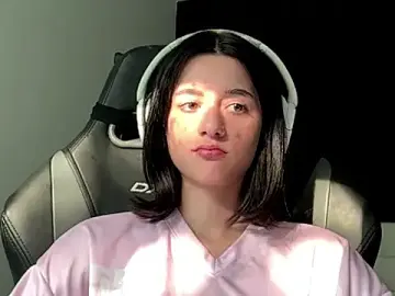 NakishaPreedom  live sex cam