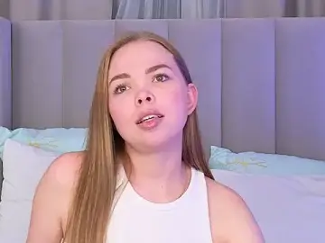 SatinSapphiree  live sex cam