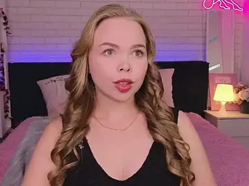SatinSapphiree  live sex cam