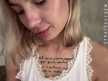 SweetBerryes  live sex cam