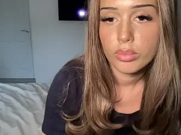 Britishpenelope  live sex cam