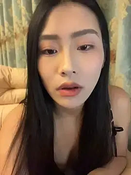 Zhenzhen-888  live sex cam