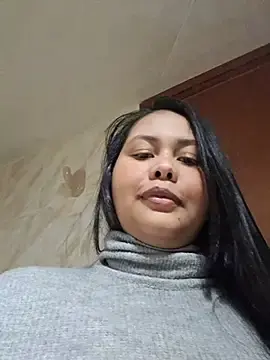 Alessandraa-  live sex cam