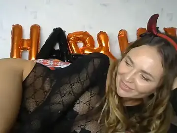 AngelinaLove28  live sex cam