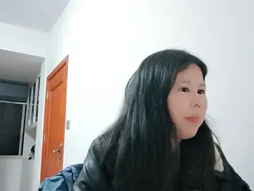 Hannah-33  live sex cam