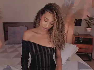 KaryMooon  live sex cam