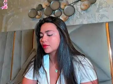 KimDevinne  live sex cam