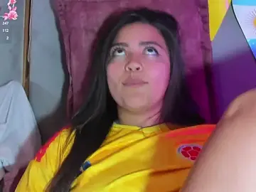 KimDevinne  live sex cam