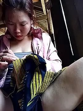 Ngocmi909  live sex cam