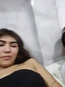 ZairaRoogue  live sex cam