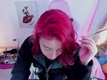 Saralolo420  live sex cam