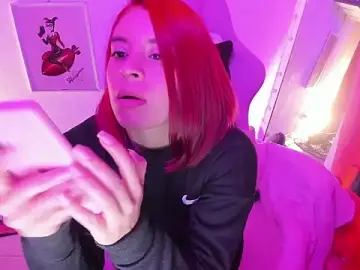 Saralolo420  live sex cam