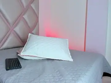 Shaira-07  live sex cam