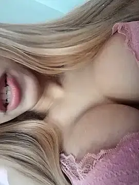 Babyleti  live sex cam