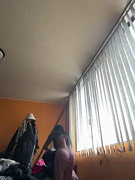 Beybuuu  live sex cam