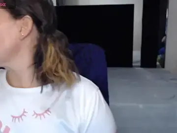 CATRINA-83  live sex cam