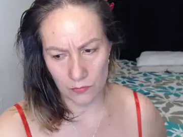 CATRINA-83  live sex cam
