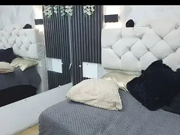 Cleopatra_milf  live sex cam
