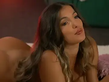 KellyMathews  live sex cam