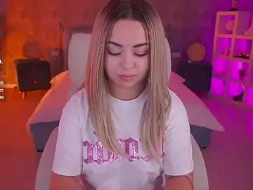SusieWood  live sex cam