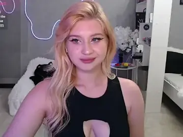 Sweet_Nicole_333  live sex cam
