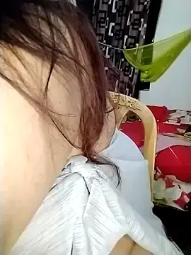 Tishani  live sex cam