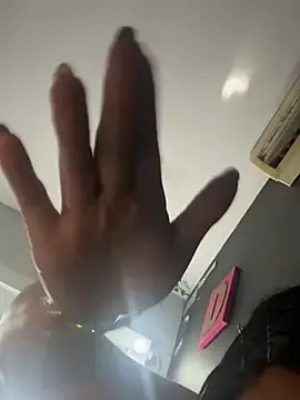 Milky_denni  live sex cam