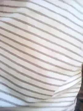 Hilary-123  live sex cam