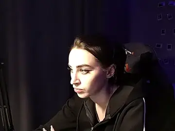 NightFoxxx  live sex cam