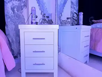 ScarletEvanss_  live sex cam