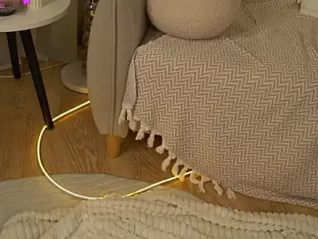 VikiStravi  live sex cam
