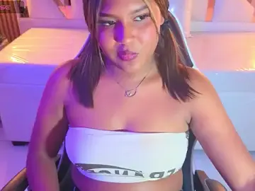 Naomitp  live sex cam