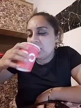 I_amXenox  live sex cam