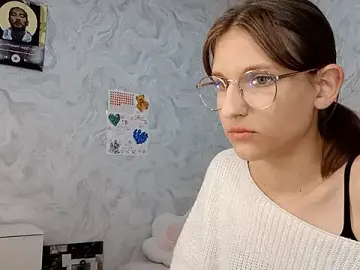 InformedLair  live sex cam