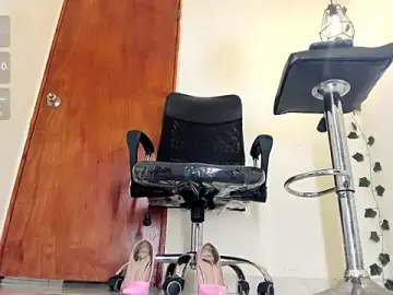 Aitana-purple  live sex cam