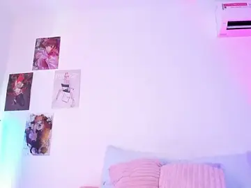 Emily__walker  live sex cam