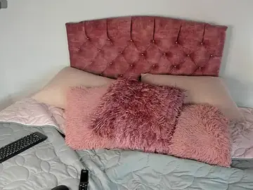Luna_velveth  live sex cam