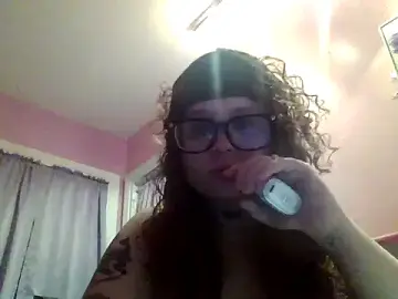 Sluuut44you  live sex cam